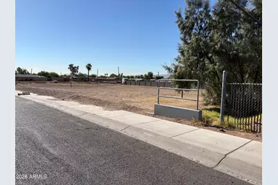 3107 W Yuma Street #16, Phoenix, AZ 85009 - Photo 2