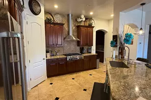 27515 N 22nd Ln, Phoenix, AZ 85085 - Photo 10