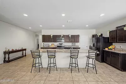 7631 W Miami Street, Phoenix, AZ 85043 - Photo 2