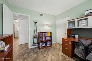2460 E Pebble Beach Dr, Tempe, AZ 85282 - Photo 18