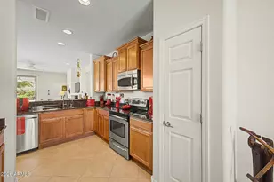 26846 W Mohawk Ln, Buckeye, AZ 85396 - Photo 6