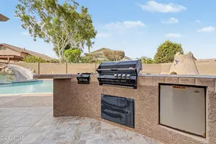 10818 W Sands Dr, Sun City, AZ 85373 - Photo 40