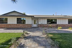 144 E Winter Dr, Phoenix, AZ 85020 - Photo 2