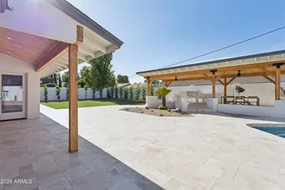 144 E Winter Drive, Phoenix, AZ 85020 - Photo 30