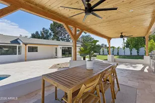 144 E Winter Dr, Phoenix, AZ 85020 - Photo 26