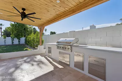 144 E Winter Drive, Phoenix, AZ 85020 - Photo 28