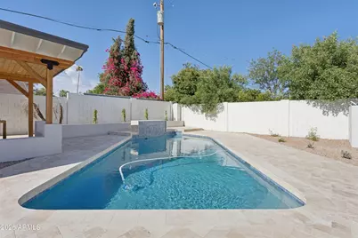 144 E Winter Drive, Phoenix, AZ 85020 - Photo 24
