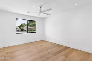 144 E Winter Dr, Phoenix, AZ 85020 - Photo 38