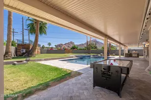 4244 E Patricia Jane Dr, Phoenix, AZ 85018 - Photo 38