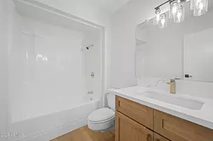 10930 W Topaz Dr, Sun City, AZ 85351 - Photo 12