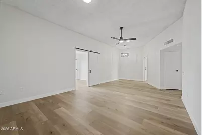 10930 W Topaz Drive, Sun City, AZ 85351 - Photo 4
