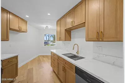 10930 W Topaz Drive, Sun City, AZ 85351 - Photo 2