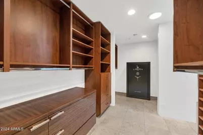 4209 E Weldon Avenue, Phoenix, AZ 85018 - Photo 16