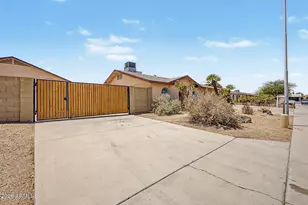 8659 W Earll Dr W, Phoenix, AZ 85037 - Photo 2