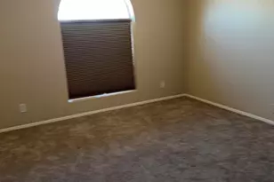 8659 W Earll Dr W, Phoenix, AZ 85037 - Photo 16