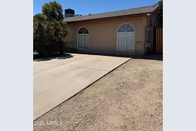 8659 W Earll Drive W, Phoenix, AZ 85037 - Photo 4