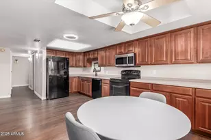 481 W Half Moon Way, Chandler, AZ 85225 - Photo 10