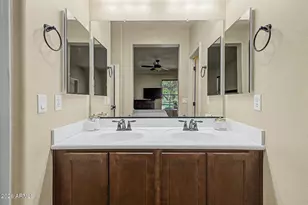 4674 E Maplewood St, Gilbert, AZ 85297 - Photo 14
