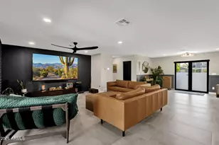 3041 N 49th Ct, Phoenix, AZ 85018 - Photo 6