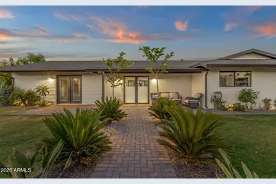 3041 N 49th Court, Phoenix, AZ 85018 - Photo 2
