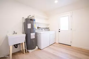 10610 W Garnette Dr, Sun City, AZ 85373 - Photo 34