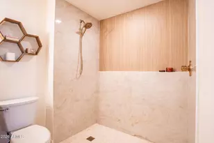 10610 W Garnette Dr, Sun City, AZ 85373 - Photo 32