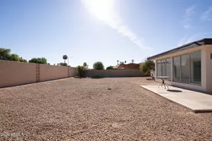 10610 W Garnette Dr, Sun City, AZ 85373 - Photo 40
