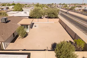 10610 W Garnette Dr, Sun City, AZ 85373 - Photo 42