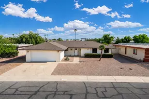 10610 W Garnette Dr, Sun City, AZ 85373 - Photo 1