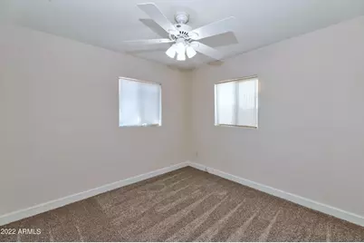 2501 E Highland Avenue, Phoenix, AZ 85016 - Photo 16
