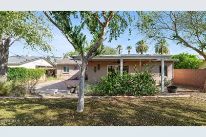 2501 E Highland Avenue, Phoenix, AZ 85016 - Photo 18