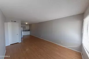563 N Cherry, Mesa, AZ 85201 - Photo 8