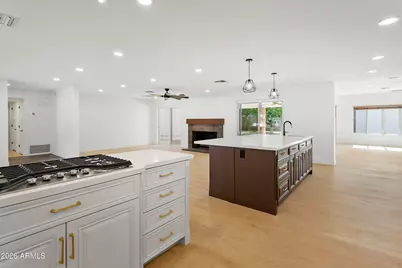 7801 N 16th Lane, Phoenix, AZ 85021 - Photo 14