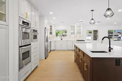 7801 N 16th Lane, Phoenix, AZ 85021 - Photo 12
