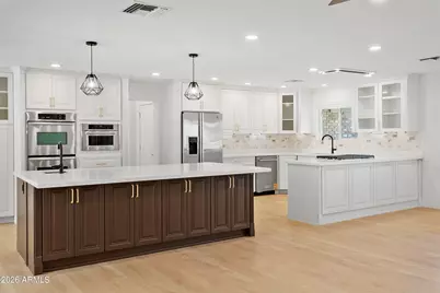 7801 N 16th Lane, Phoenix, AZ 85021 - Photo 10