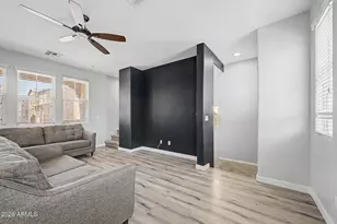 2012 N 78th Glen, Phoenix, AZ 85035 - Photo 8