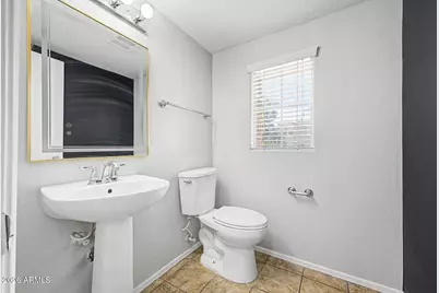 2012 N 78th Glen, Phoenix, AZ 85035 - Photo 16