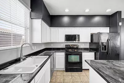 2012 N 78th Glen, Phoenix, AZ 85035 - Photo 14