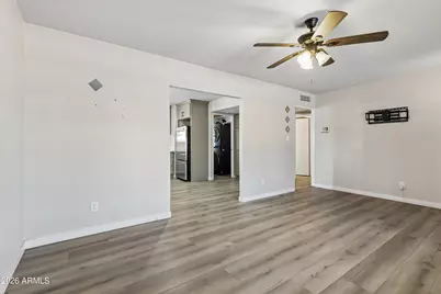 12409 N Columbine Drive, Phoenix, AZ 85029 - Photo 6
