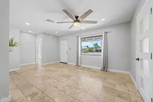 2214 E Monterey Way, Phoenix, AZ 85016 - Photo 2