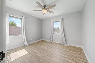 2214 E Monterey Way, Phoenix, AZ 85016 - Photo 10