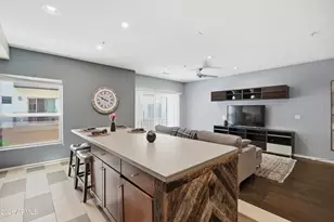 525 W Lakeside Dr, Tempe, AZ 85281 - Photo 10