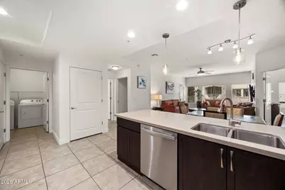 5450 E Deer Valley Drive #2189, Phoenix, AZ 85054 - Photo 10