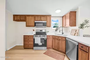 322 E Wagoner Rd, Phoenix, AZ 85022 - Photo 8