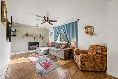 2419 E Caldwell Street, Phoenix, AZ 85042 - Photo 4