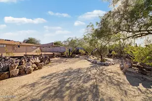2419 E Caldwell St, Phoenix, AZ 85042 - Photo 42