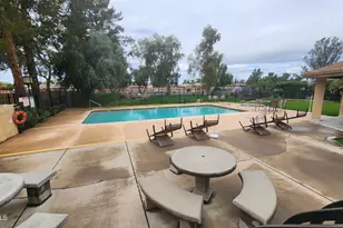 18811 N 19th Ave, Phoenix, AZ 85027 - Photo 12