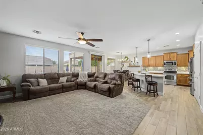 16126 W Monterosa Street, Goodyear, AZ 85395 - Photo 4