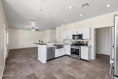 2227 N 91st Lane, Phoenix, AZ 85037 - Photo 22