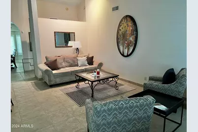 3630 E Goldfinch Gate Lane, Phoenix, AZ 85044 - Photo 8